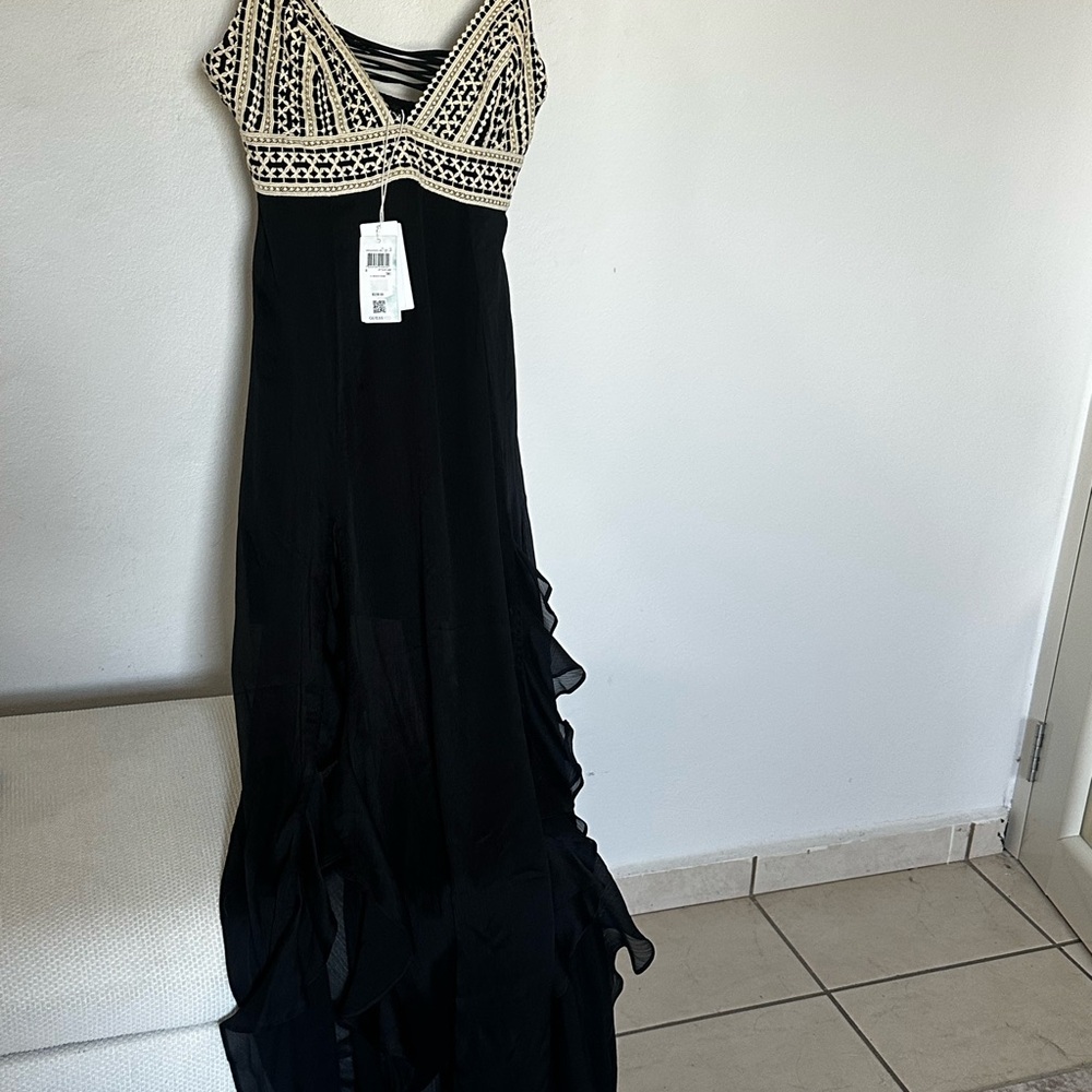 Fue Black and Cream Embroidered Dress